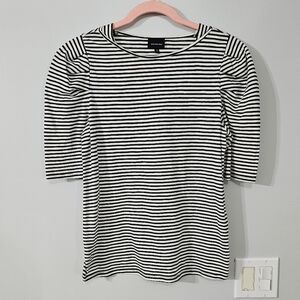 Who What Wear Black and White Puff Fitted 3/4 Sleeve T-Shirt